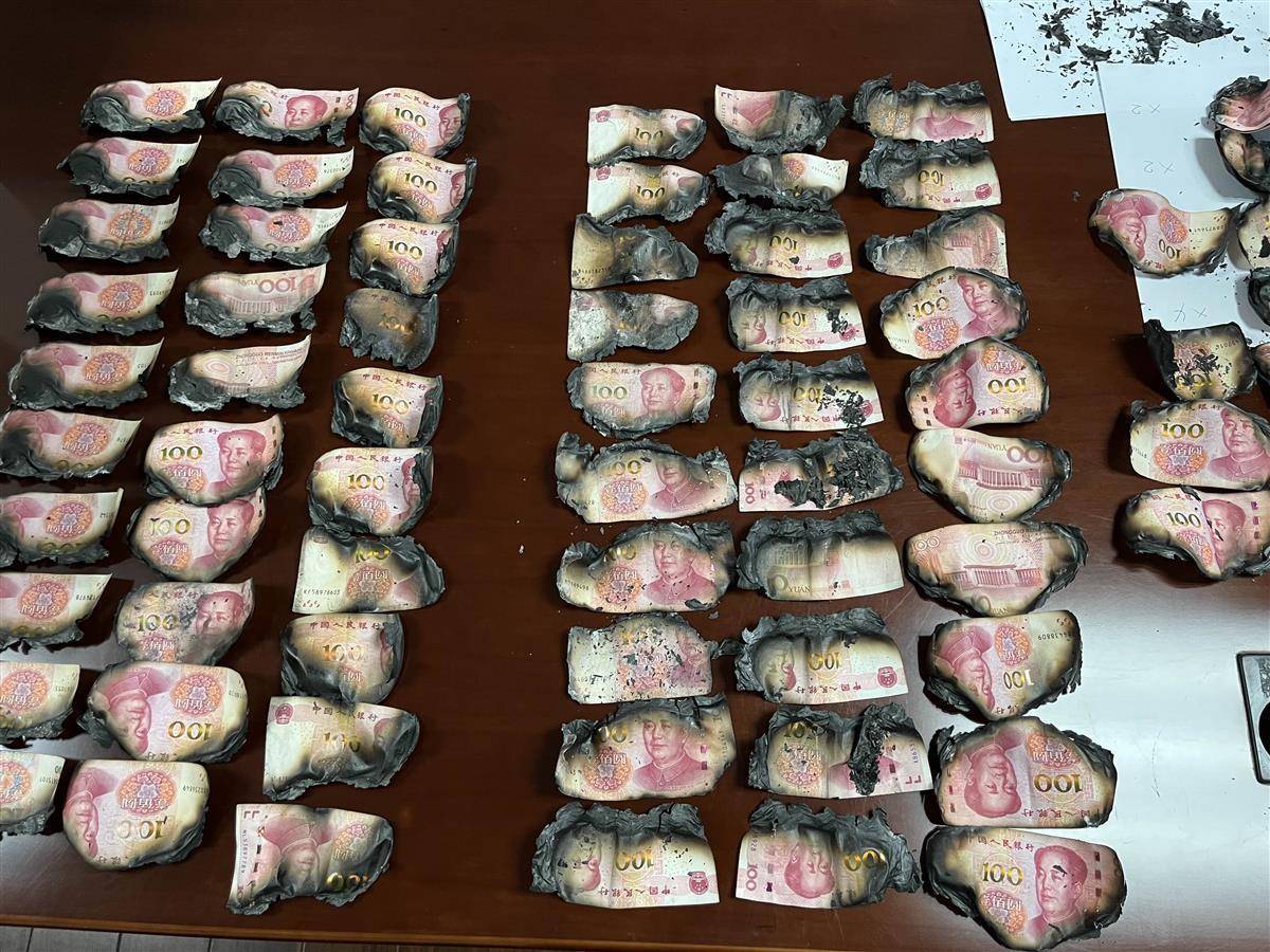 孩子玩火烧毁人民币<strong></p>
<p>火币中国</strong>，银行帮忙兑换29200元