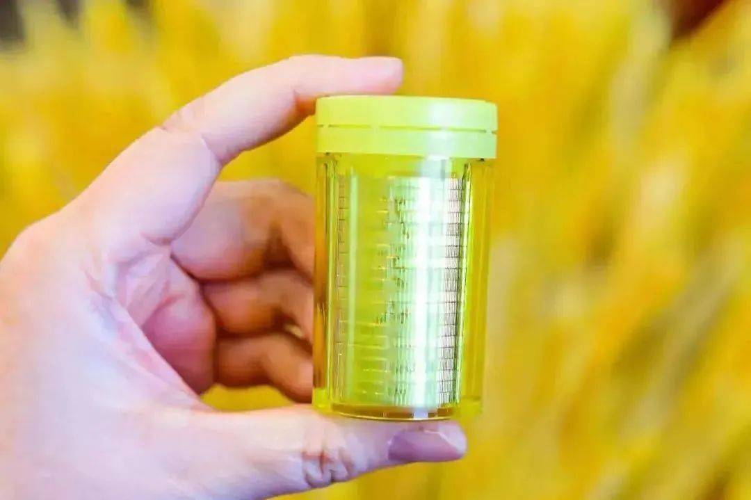 多年前发行的5元纪念币又火了<strong></p>
<p>火币中国</strong>,更多5元币今年预约,别错过