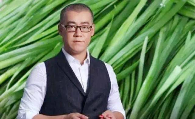 比特币首富李笑来<strong></p>
<p>比特币走势</strong>,用10万枚比特币套现135亿,称比特币是割韭菜