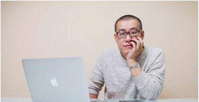 比特币首富李笑来<strong></p>
<p>比特币走势</strong>,用10万枚比特币套现135亿,称比特币是割韭菜