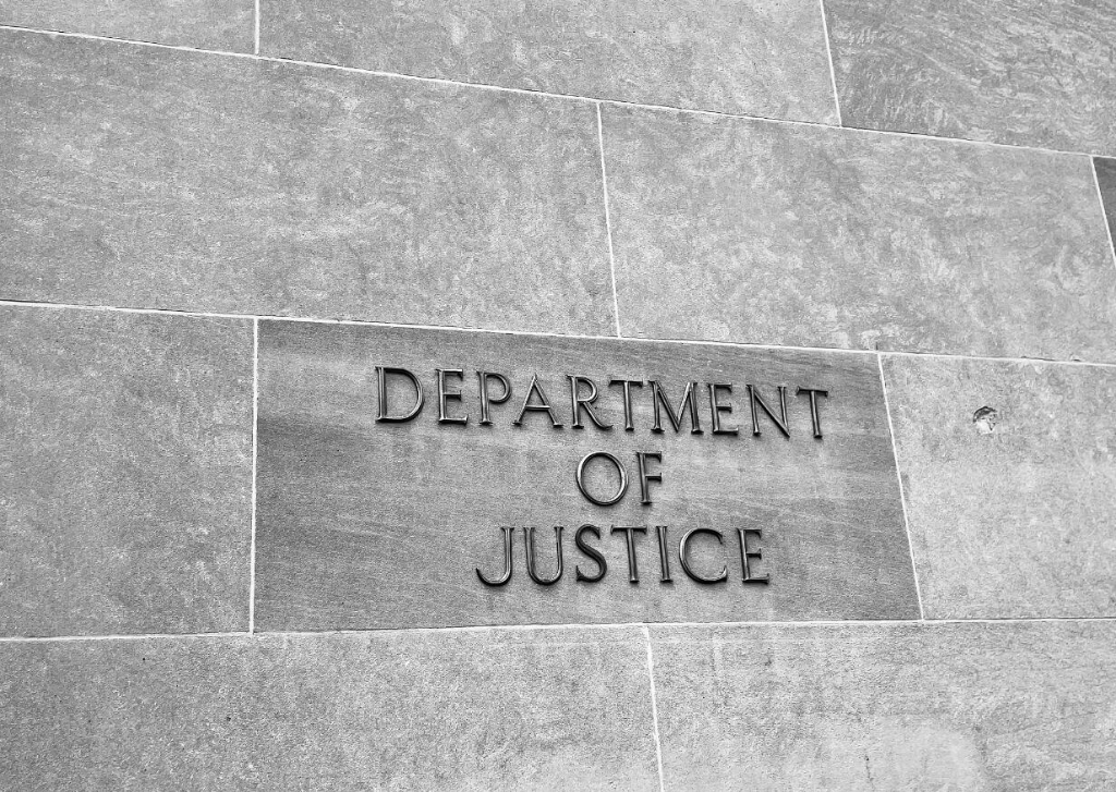 黑吃黑33.6亿美元比特币被缴获<strong></p>
<p>比特币交易网站</strong>,为美司法部史上第二大金额