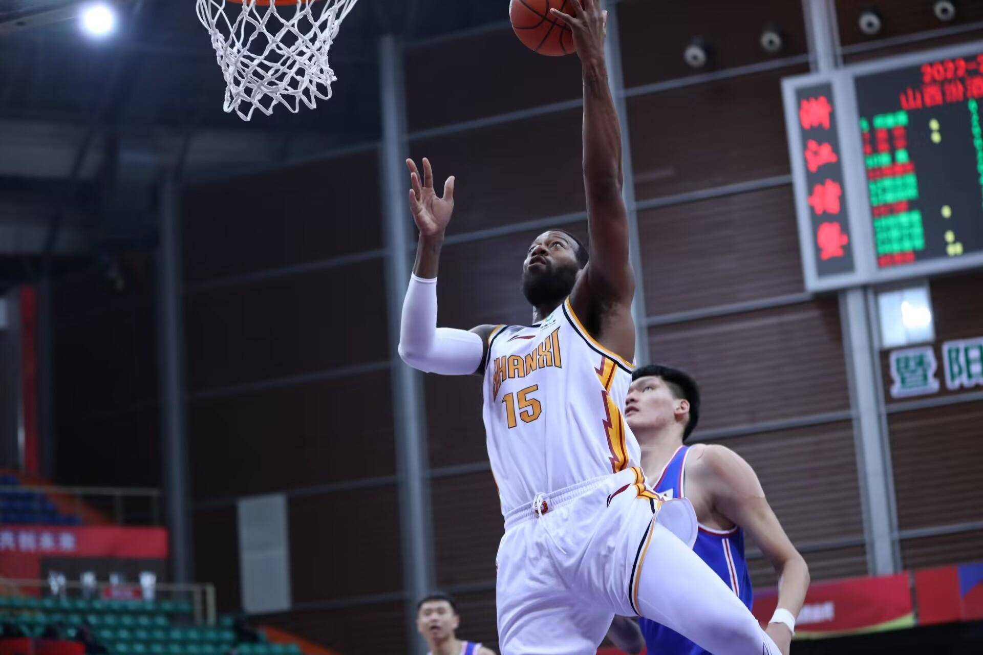 25分+绝杀<strong></p>
<p>门罗币</strong>！门罗首秀山西男篮满堂彩