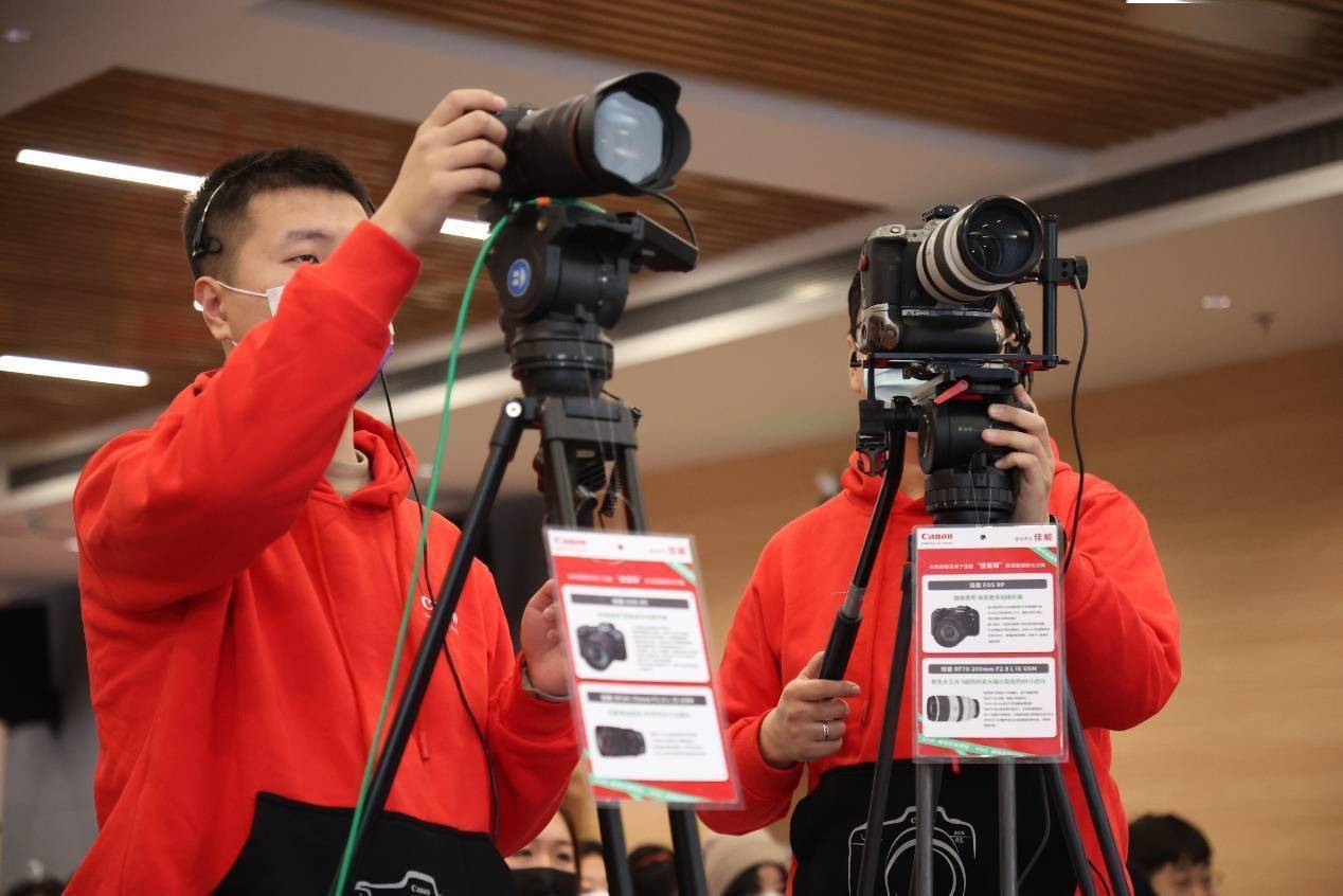 佳倍热爱 无惧挑战 EOS青年影像学院青岛站开讲