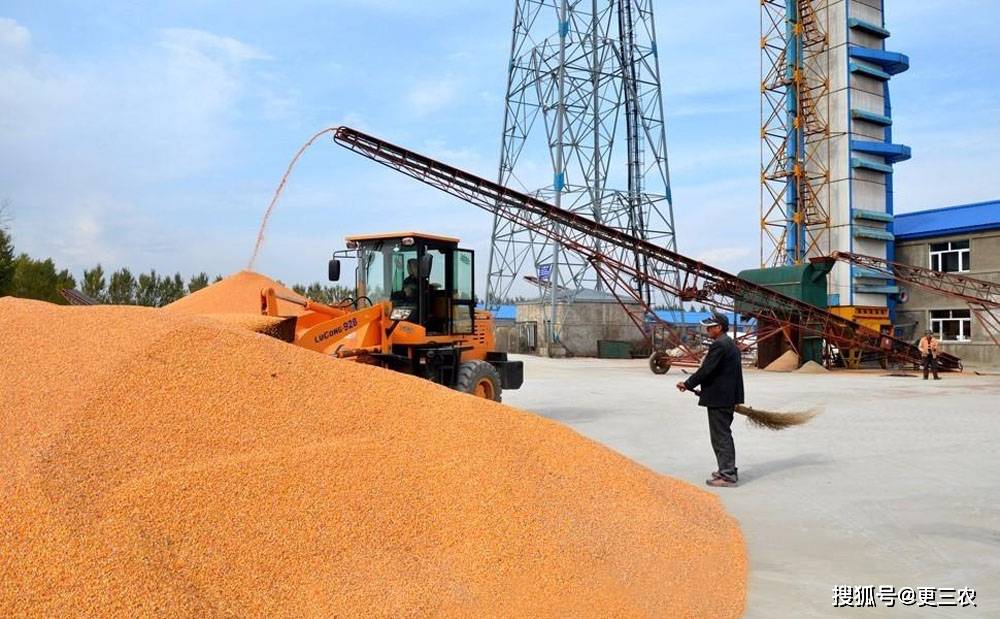 元旦将至<strong></p>
<p>eos行情</strong>，生猪、鸡蛋联袂下跌，豆粕行情震荡，玉米即将触底！