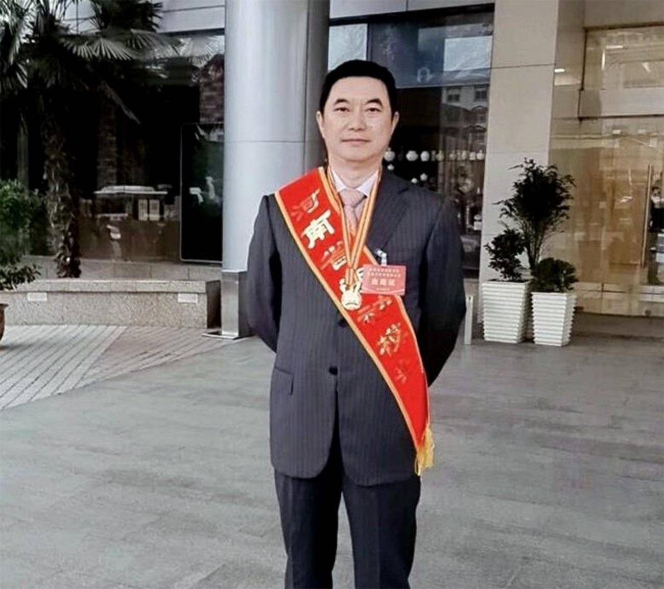 河南濮阳第一大民企：力压三全食品<strong></p>
<p>原油宝</strong>，年入75.5亿，掌门人26岁创业