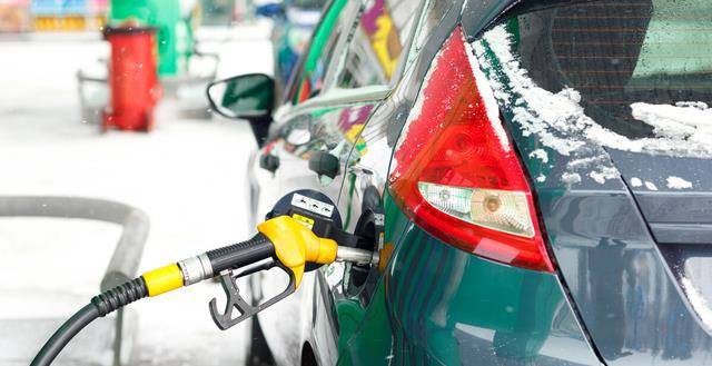 国际原油价格有“变动”<strong></p>
<p>今日国际原油价格</strong>？那对国内油价有影响吗？内行人说出实情