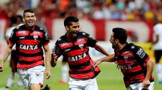 今日巴甲：戈亚尼亚竞技vs巴西国际<strong></p>
<p>今日国际原油价格</strong>，状态迥异，巴西国际未必安稳