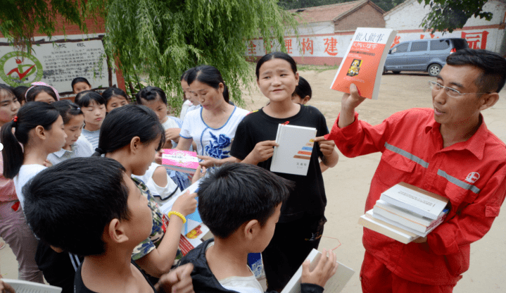 全国志愿服务“四个100”名单公示<strong></p>
<p>中原油田吧</strong>!快来为濮阳入围典型点赞吧!