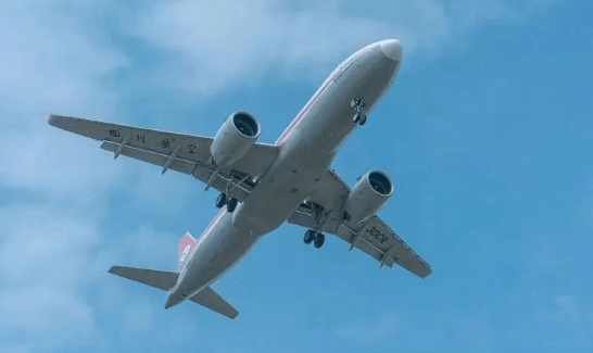 山晚早新闻丨太原交警严查严管市区机动车违法停车<strong></p>
<p>太原油价</strong>，新增58个电子探头；一男子拿着榔头一晚上砸了6辆车；油价调整今年首次“搁浅”