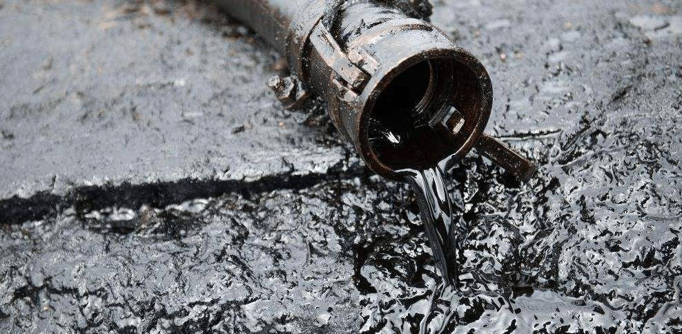 一吨的原油<strong></p>
<p>一桶原油是多少升</strong>，能提炼出多少汽油和柴油？它又是如何提炼的？