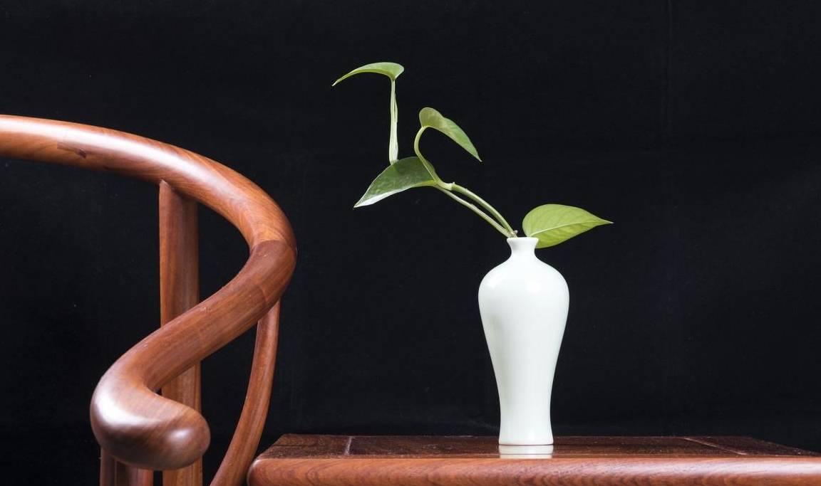 纯红木家具多少钱一套<strong></p>
<p>原油多少钱一升</strong>？红木桌椅家具多少钱？沙发家具多少钱？