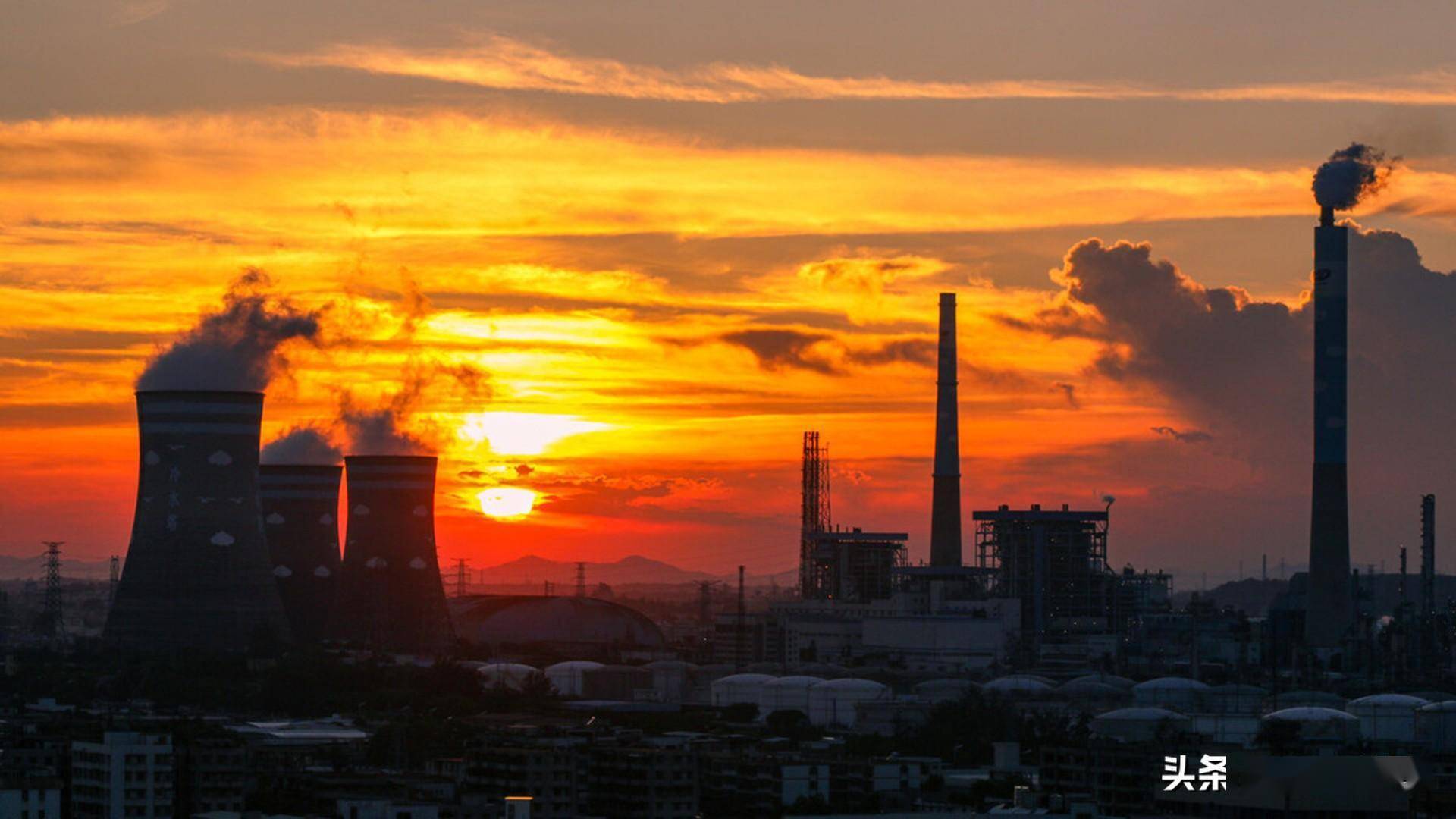 美国称已成欧洲最大原油供应国<strong></p>
<p>原油多少钱一升</strong>！欧洲花了多少钱？俄石油都卖给谁