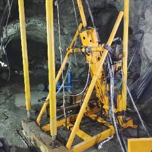 KY-500型钻机多少钱一台<strong></p>
<p>原油多少钱一升</strong>?全液压坑道探矿钻机多少钱一台?