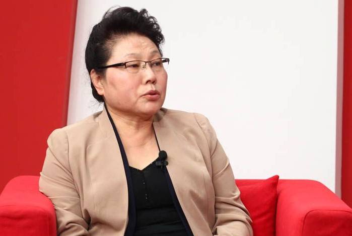 谭雅玲：石油国计划减产与各国财政收入、债务有关<strong></p>
<p>原油价格</strong>，原油价格可能突破120美元