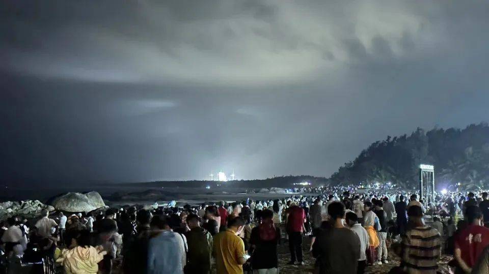 几十万人去文昌看火箭<strong></p>
<p>万倍虚拟币</strong>，民宿涨价10倍