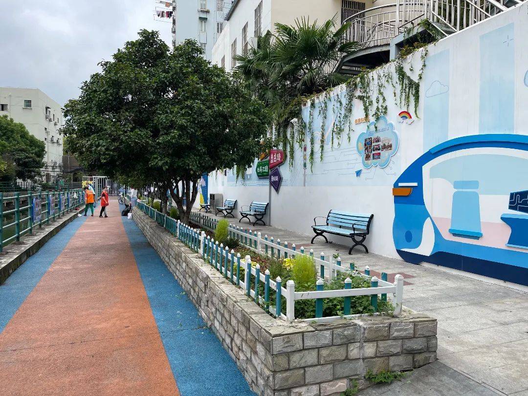 党建带团建<strong></p>
<p>虚拟币绿建</strong>，宝山这里增添一抹鲜艳的“自治绿”！