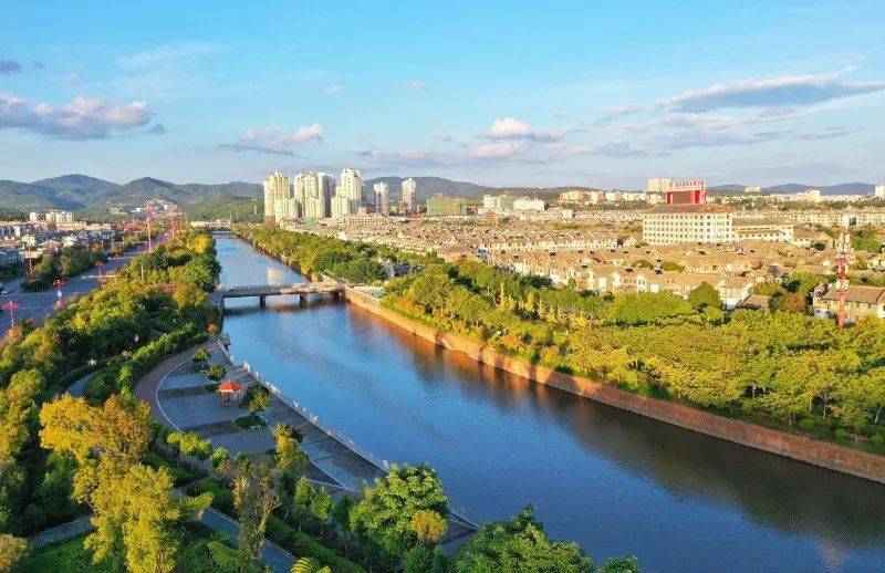 楚雄州强化政策保障、加大统筹力度——建绿美城市 享宜居生活