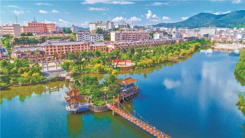 楚雄州强化政策保障、加大统筹力度——建绿美城市 享宜居生活