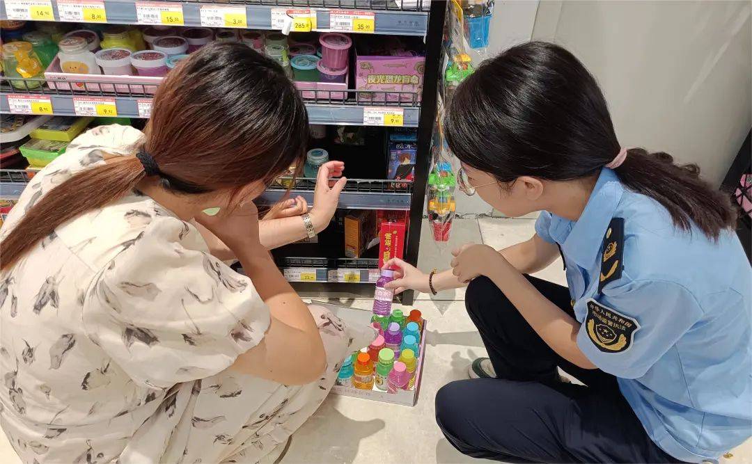 紧急下架！近期“假水”频现<strong></p>
<p>易架虚拟币</strong>，有毒易误食！深圳官方提醒