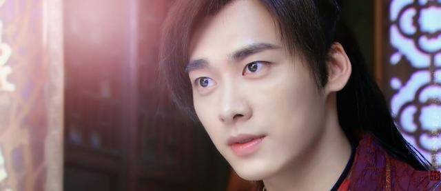 李易峰作品被下架<strong></p>
<p>易架虚拟币</strong>，湾湾V指数飙升，郭子瑜拿下类目榜第一名