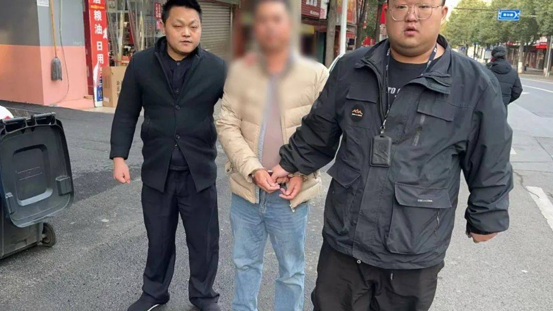 用微信收“六合彩”码单？19人被抓<strong></p>
<p>虚拟币收码</strong>！