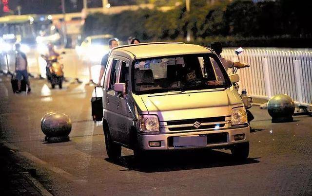 抽成高达65.73%<strong></p>
<p>虚拟币抽成</strong>，网约车订单暗藏玄机，抽成不明示的后果很严重