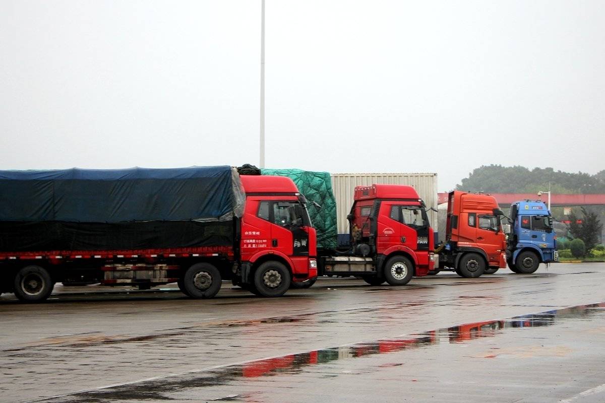 货运平台下调抽成比例 能缓解卡友心中的愤懑吗