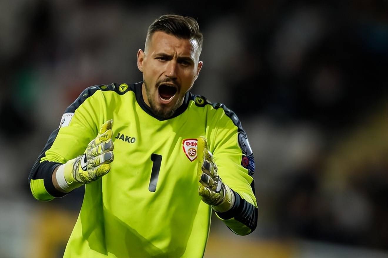 罗马诺曝：瓦伦二门迪米特列夫斯基300万解约金今夏可挖