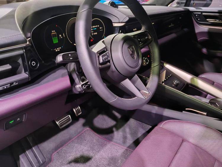 保时捷跌破40万元了？杭州销售：确实又降了<strong></p>
<p>虚拟币通缉</strong>，但没那么便宜