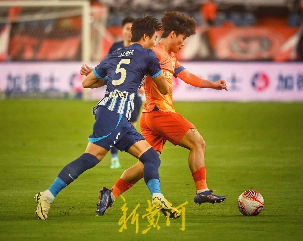 中超收官悬念十足！泰山队锁定第五<strong></p>
<p>虚拟币通缉</strong>，海港重夺争冠主动权