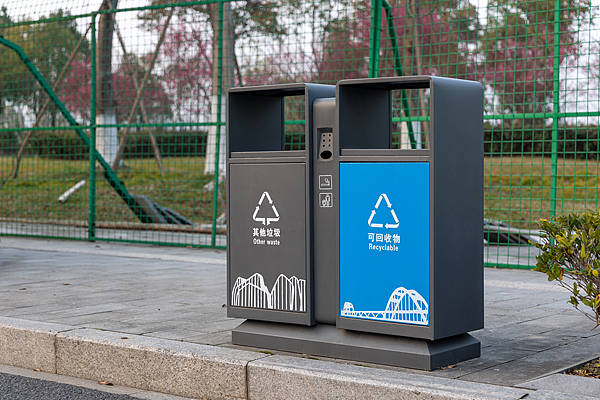 小吃店一年最低交3600元垃圾处理费<strong></p>
<p>虚拟币CG</strong>，难怪生意不好做