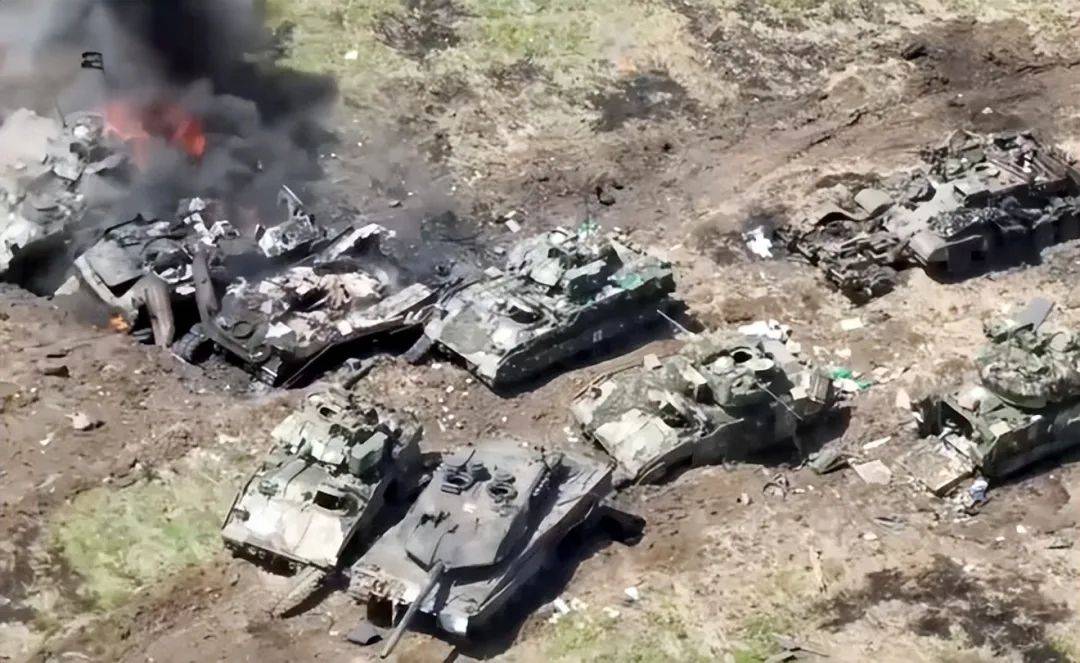 库尔斯克“死亡公路”!全歼美械装甲分队<strong></p>
<p>虚拟币跨期</strong>,2.65万乌军被灭俄全线突破