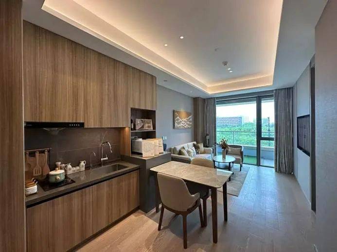 盼着退休的年轻人<strong></p>
<p>虚拟币跨期</strong>,提前30年看养老院