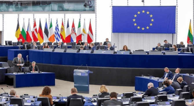 给脸不要脸？欧盟深夜致电中方<strong></p>
<p>虚拟币跨境</strong>，不到24小时，欧议员集体窜台