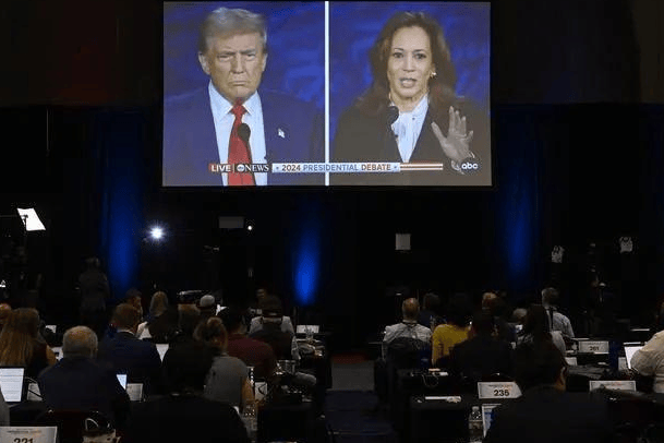 一夜之间<strong></p>
<p>虚拟币JT</strong>，哈里斯丑闻传遍全球！最后时刻，特朗普将彻底翻身？