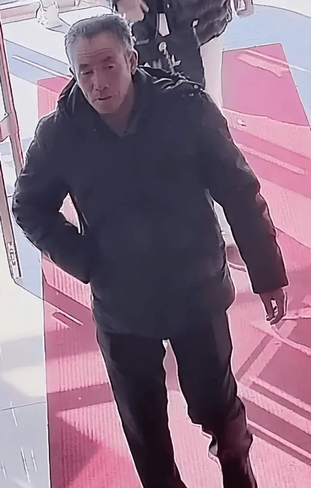 内蒙古一地发生重大刑案<strong></p>
<p>虚拟币JT</strong>，警方悬赏5万元缉凶