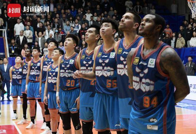 CBA第一阶段收官:四川男篮打出“永不放弃”精气神