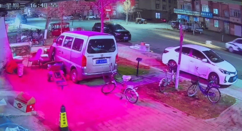 6岁女童被警车撞倒致脑出血<strong></p>
<p>市场虚拟币</strong>，警方回应！