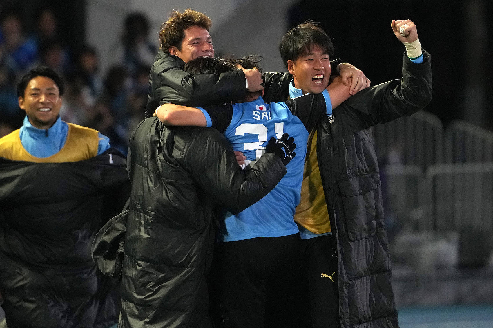 当头棒喝<strong></p>
<p>虚拟币闪兑</strong>！亚冠-巴尔加斯世界波遮羞 海港1-3川崎前锋