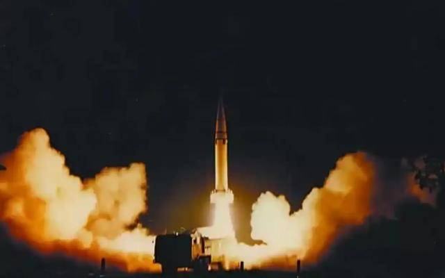 美专家大胆预测<strong></p>
<p>沉迷虚拟币</strong>，为阻止中国大陆“攻台”，美军不惜使用卑鄙手段