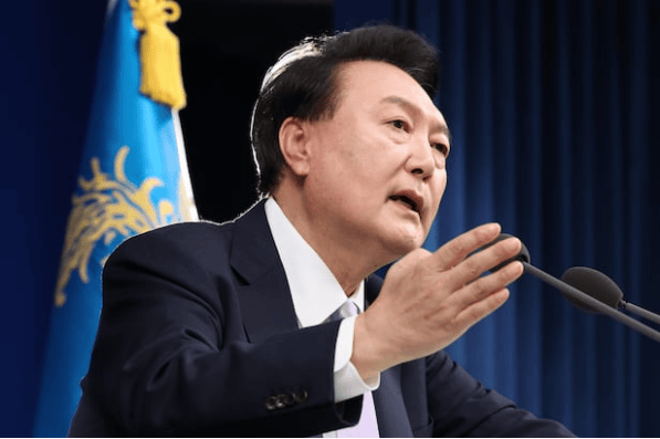 尹锡悦:除外交层面等必要活动外<strong></p>
<p>沉迷虚拟币</strong>,金建希所有公开活动将暂停