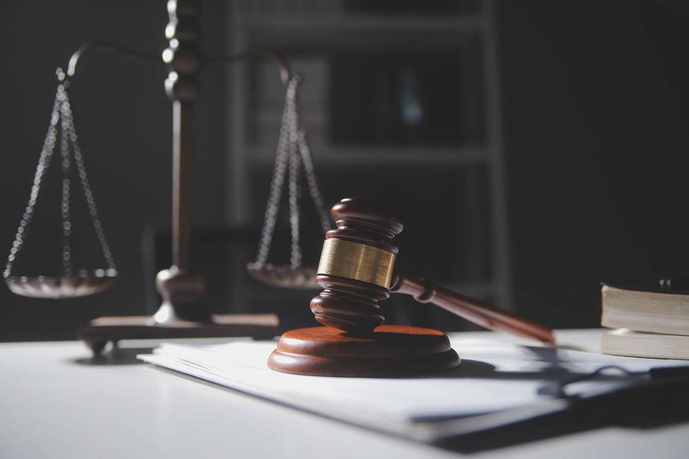 厦门一五金厂老板“卖零件”给外籍客户<strong></p>
<p>沉迷虚拟币</strong>,被控非法制售枪支 有客户曾称是电池盒