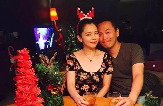 太突然<strong></p>
<p>沉迷虚拟币</strong>！徐若瑄确诊癌症