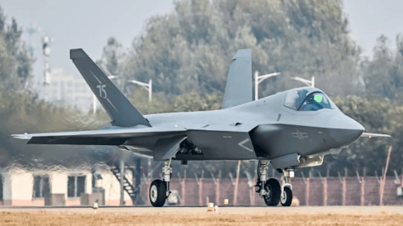 万众期待的歼-35A亮相<strong></p>
<p>松原虚拟币</strong>，高清大图来了！