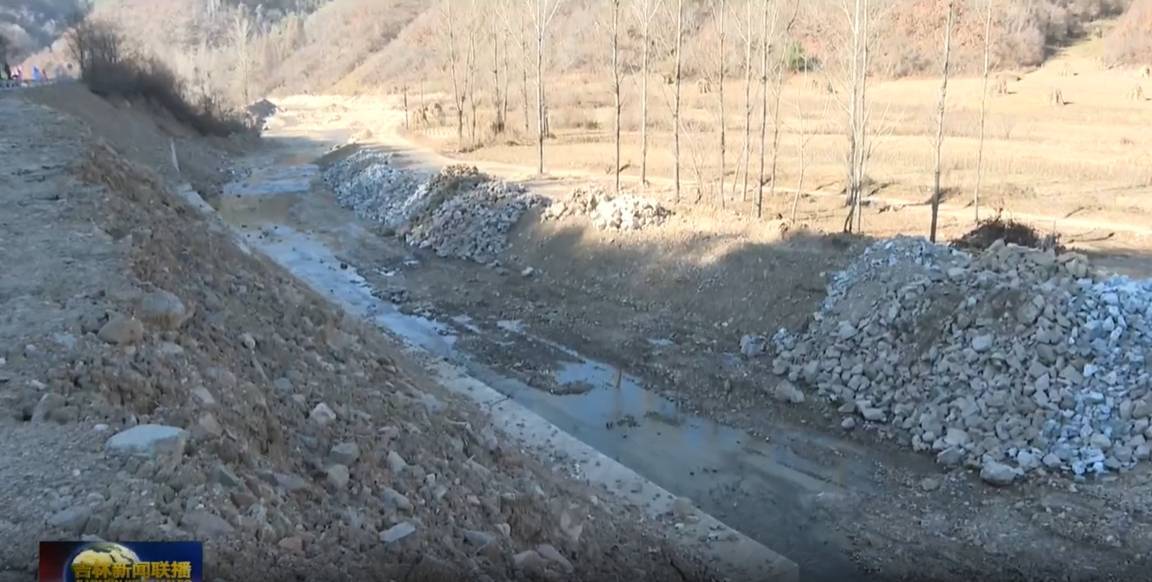 调研途中<strong></p>
<p>松原虚拟币</strong>,吉林省委书记多次随机停车察看水毁工程施工情况