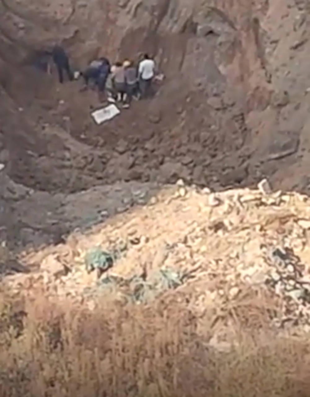 山西晋城一工地发现古墓被哄抢？文旅局：初步确认有宋代钱币<strong></p>
<p>松原虚拟币</strong>，现场已保护