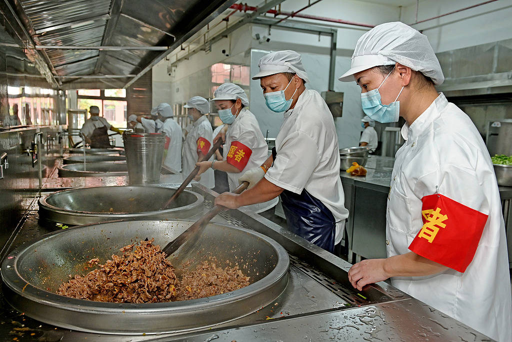 教育局局长到校园陪餐每月至少一次<strong></p>
<p>摇虚拟币</strong>,别搞成形式主义