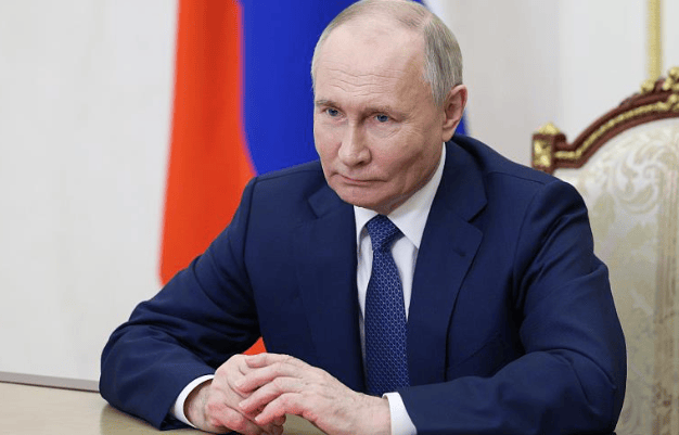 交火了!一万朝鲜特战部队与乌军交战<strong></p>
<p>摇虚拟币</strong>,紧急时刻,朝鲜火速派人来俄!