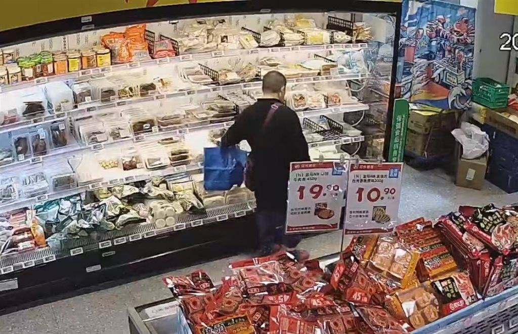 上海一女子在超市连偷10次鲜猪肉<strong></p>
<p>摇虚拟币</strong>， 抓现行还辩解不是自己，普陀警方：已刑拘