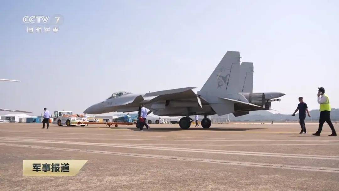 6型“侧卫”齐聚珠海<strong></p>
<p>摇虚拟币</strong>！歼-16和苏-35S孰强孰弱？为何歼-15T才是最强侧卫？